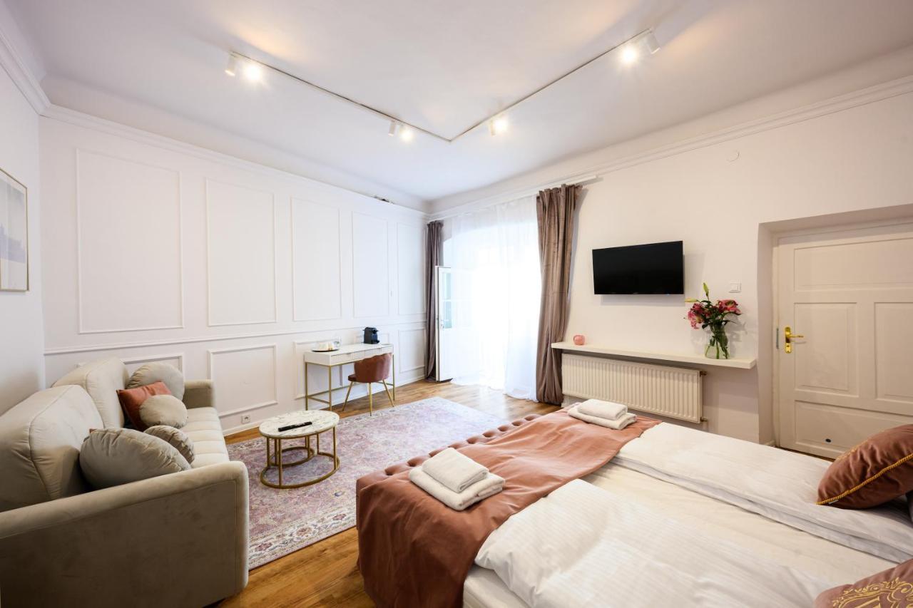 Wislna Main Square Apartments Krakow Exterior photo